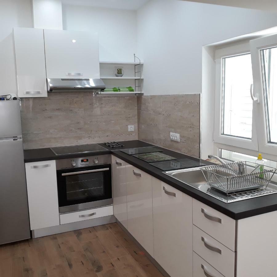 Antea Apartment มลินี ภายนอก รูปภาพ