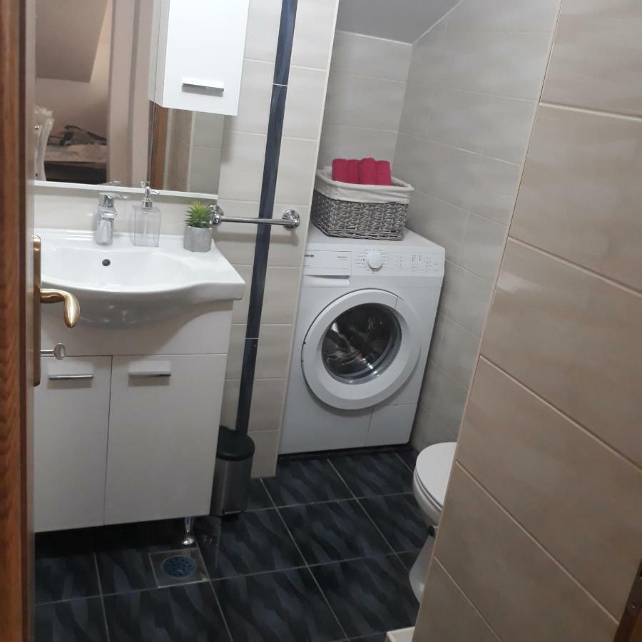 Antea Apartment มลินี ภายนอก รูปภาพ