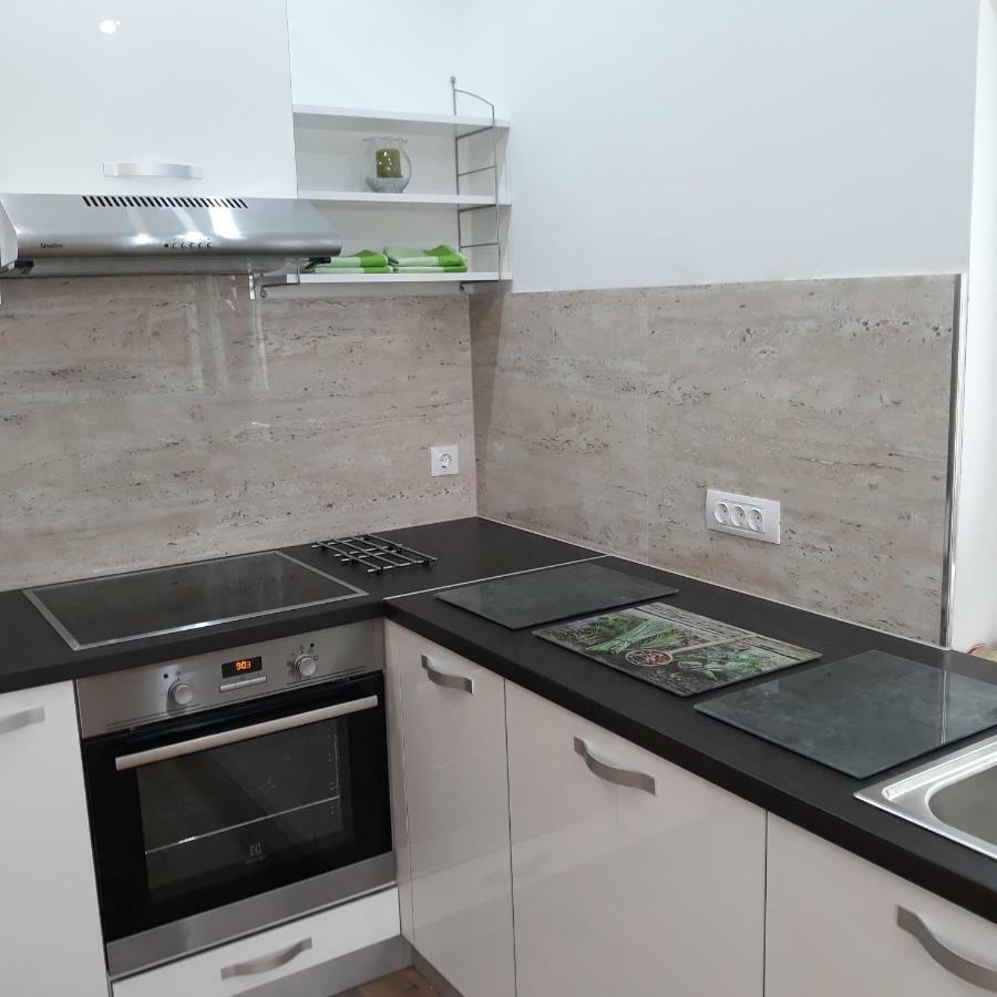Antea Apartment มลินี ภายนอก รูปภาพ