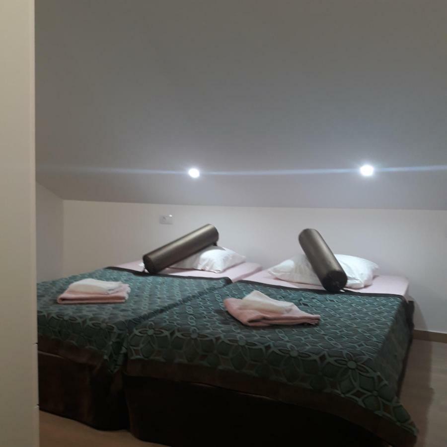 Antea Apartment มลินี ภายนอก รูปภาพ