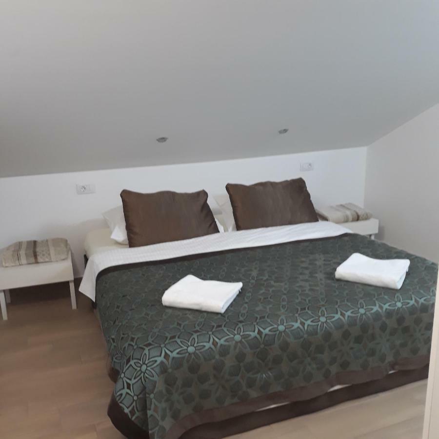 Antea Apartment มลินี ภายนอก รูปภาพ